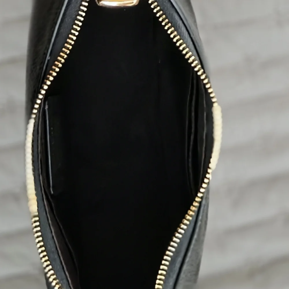 Coach Teri Black Leather Shoulder Bag - Picture 10 of 13